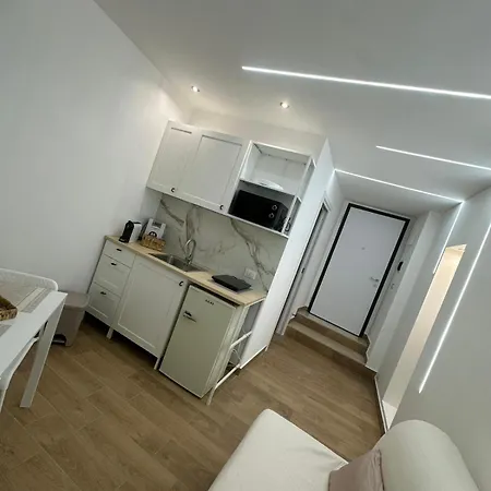 Glamour Home-3